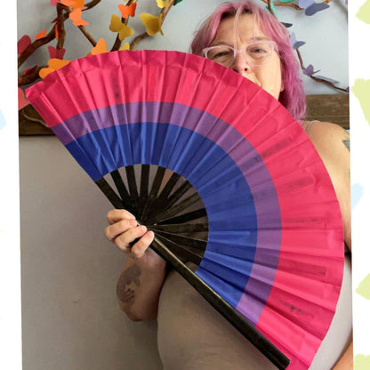 Bisexual folding hand fan