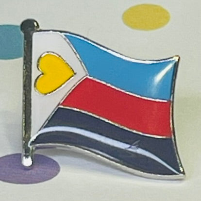 Polyamory Tricolor Egg Pride Flag Lapel Pin