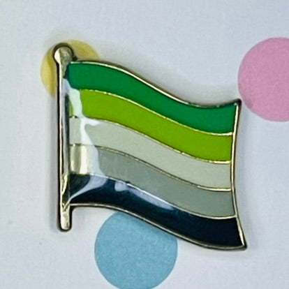 Aromantic flag lapel pin