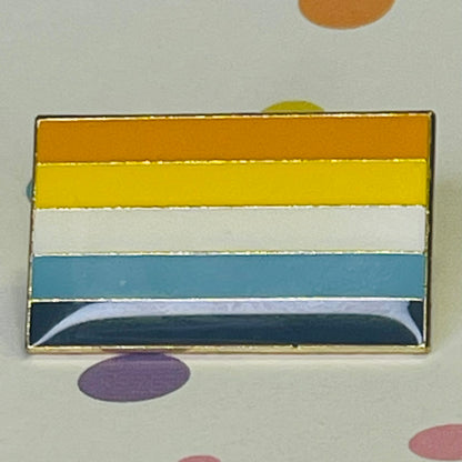 Aroace flag lapel pin